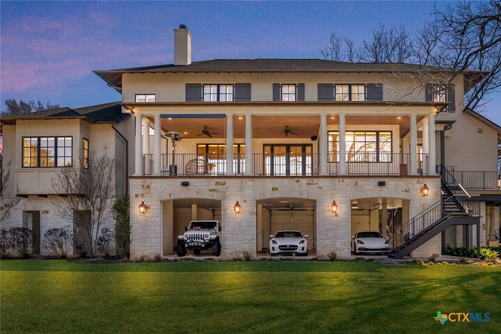 232 Laguna Rio  Seguin TX 78155 photo