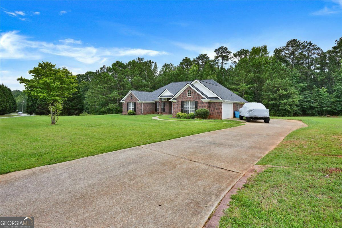 Property Photo:  501 Barhams Drive  GA 30252 