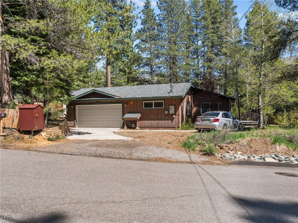 Property Photo: 1713 Tionontati CA 96150