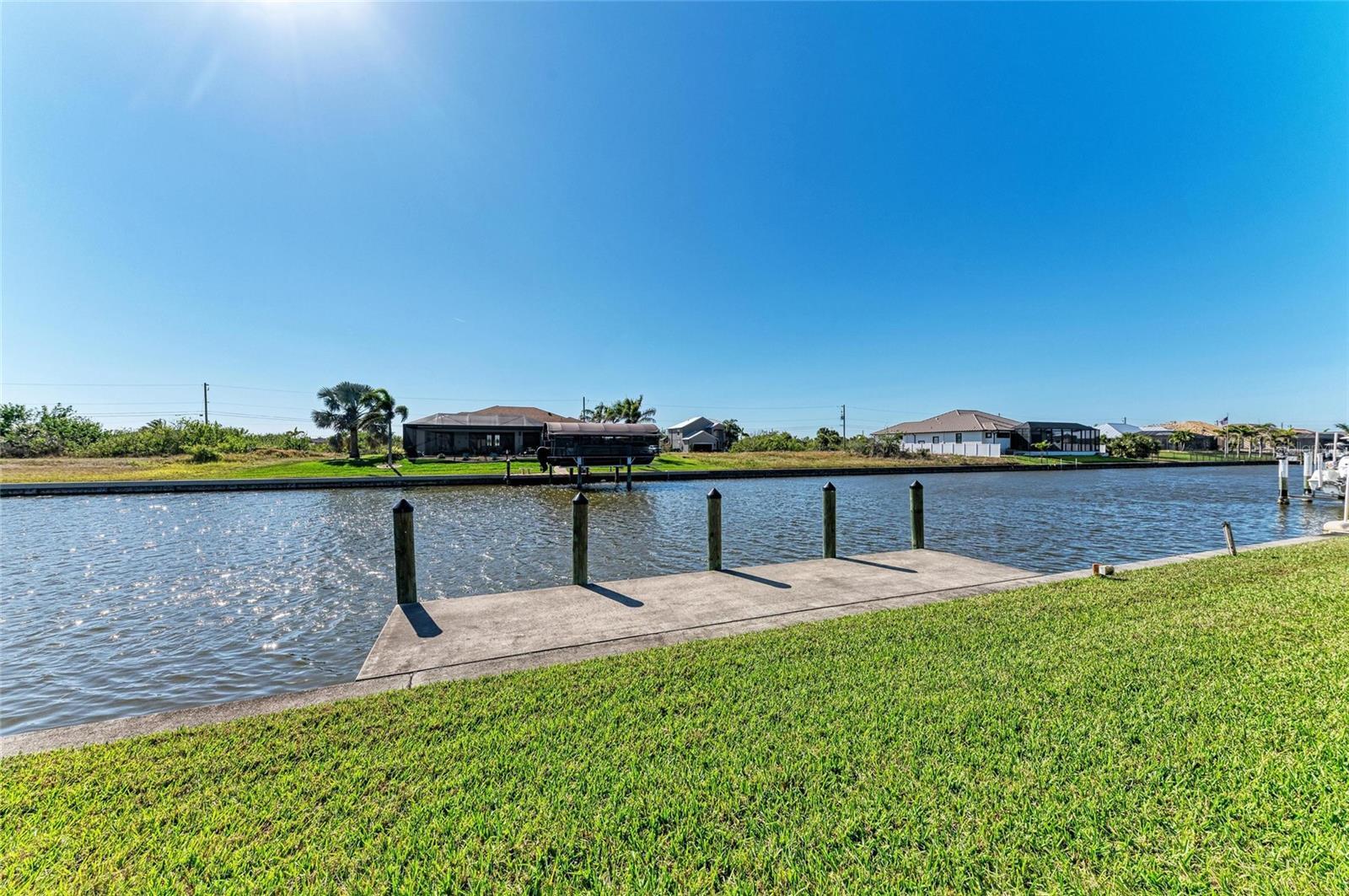 Property Photo: 8144 Antwerp Circle FL 33981