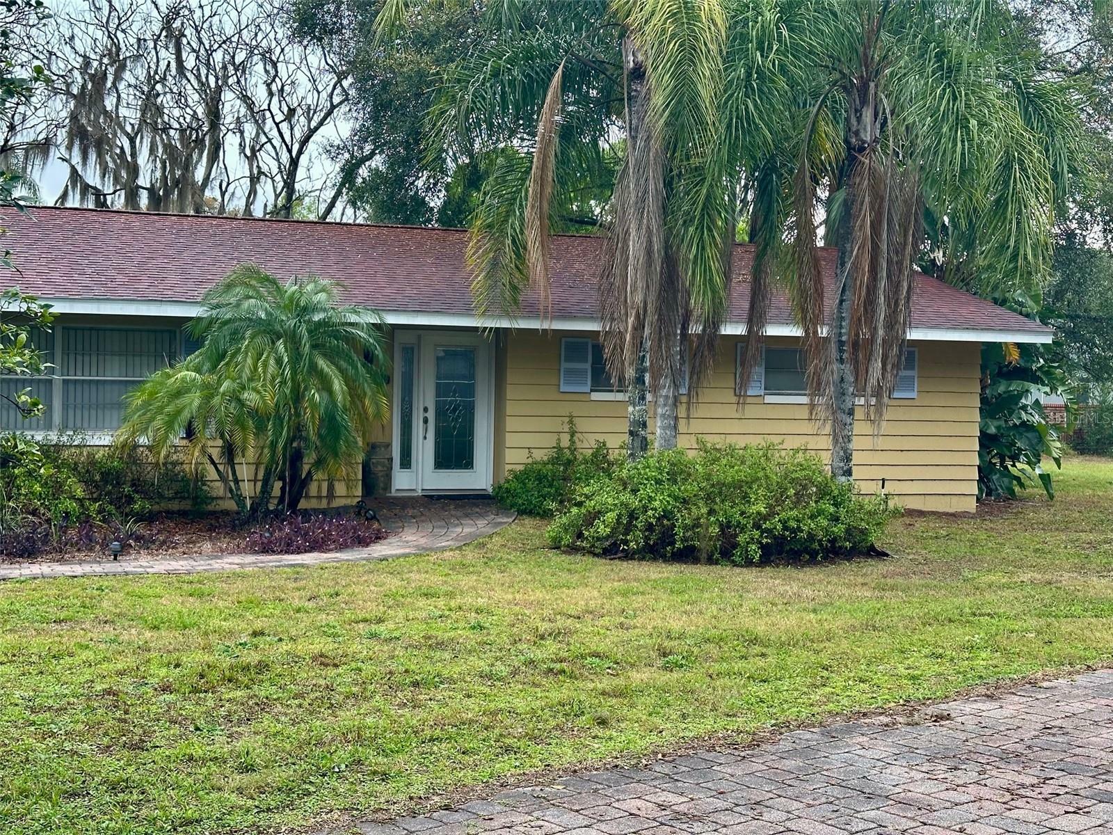 Property Photo:  1361 Markham Woods Road  FL 32779 