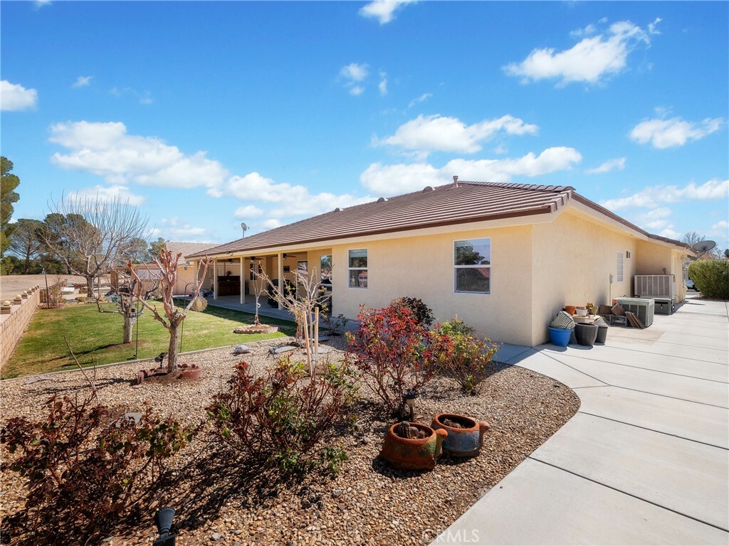 Property Photo: 27870 Jasmine Lane CA 92342
