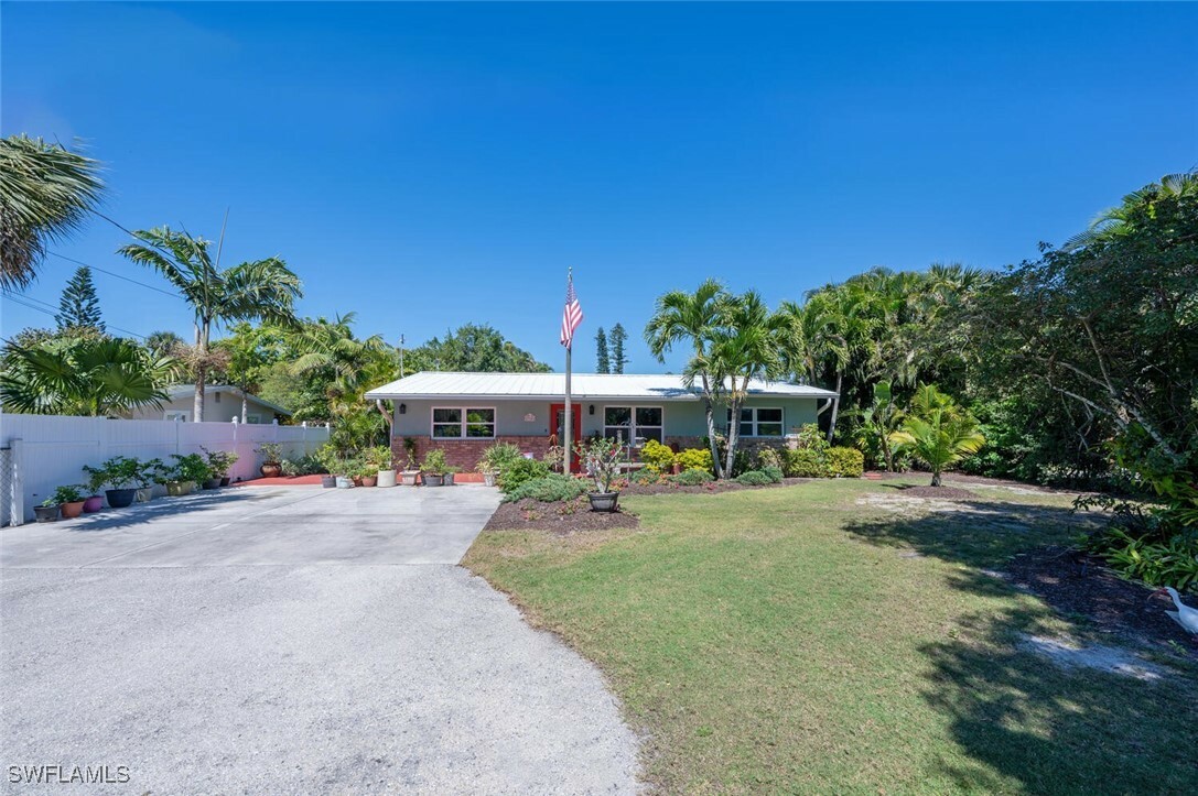 Property Photo: 27101 Orange Court Drive FL 34135