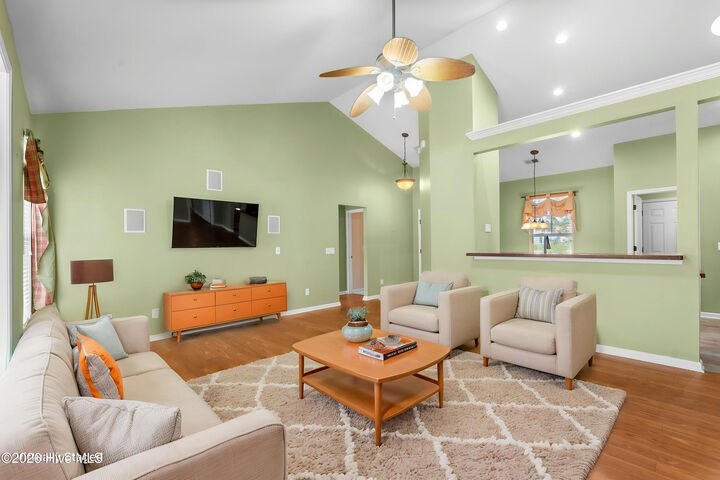 Property Photo:  641 Meadowbrook Lane  NC 28467 