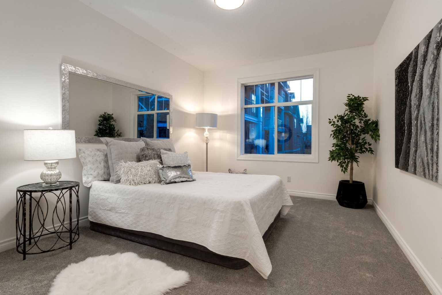 Property Photo: 60 24 Avenue SW 309 AB T2S 3C9