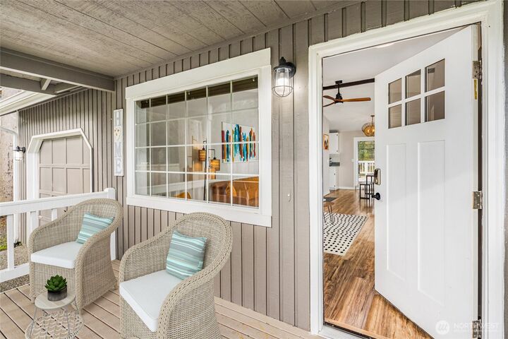 Property Photo:  44103  Fir Road  WA 98251 
