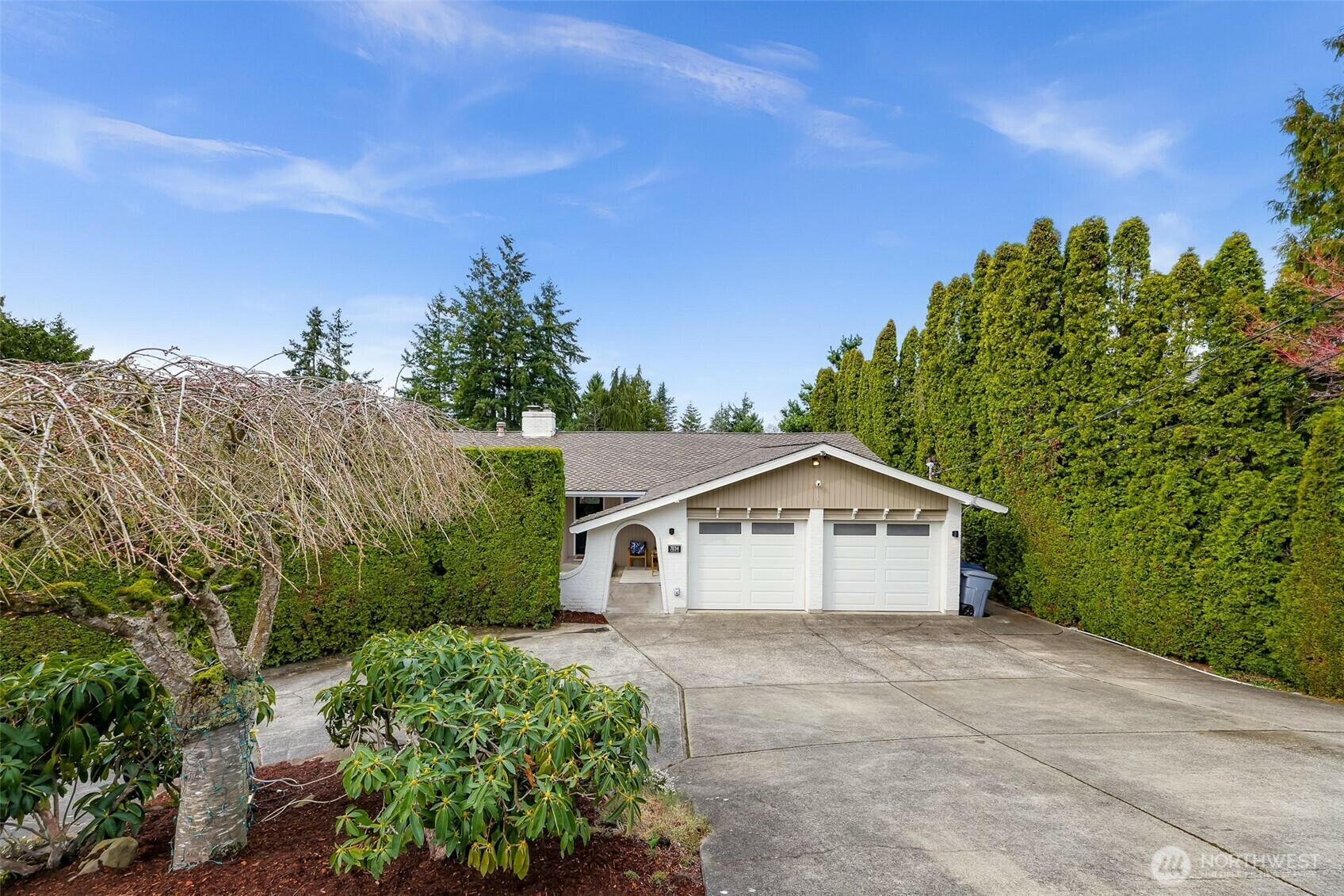 Property Photo: 7034 NE 153rd Place WA 98028