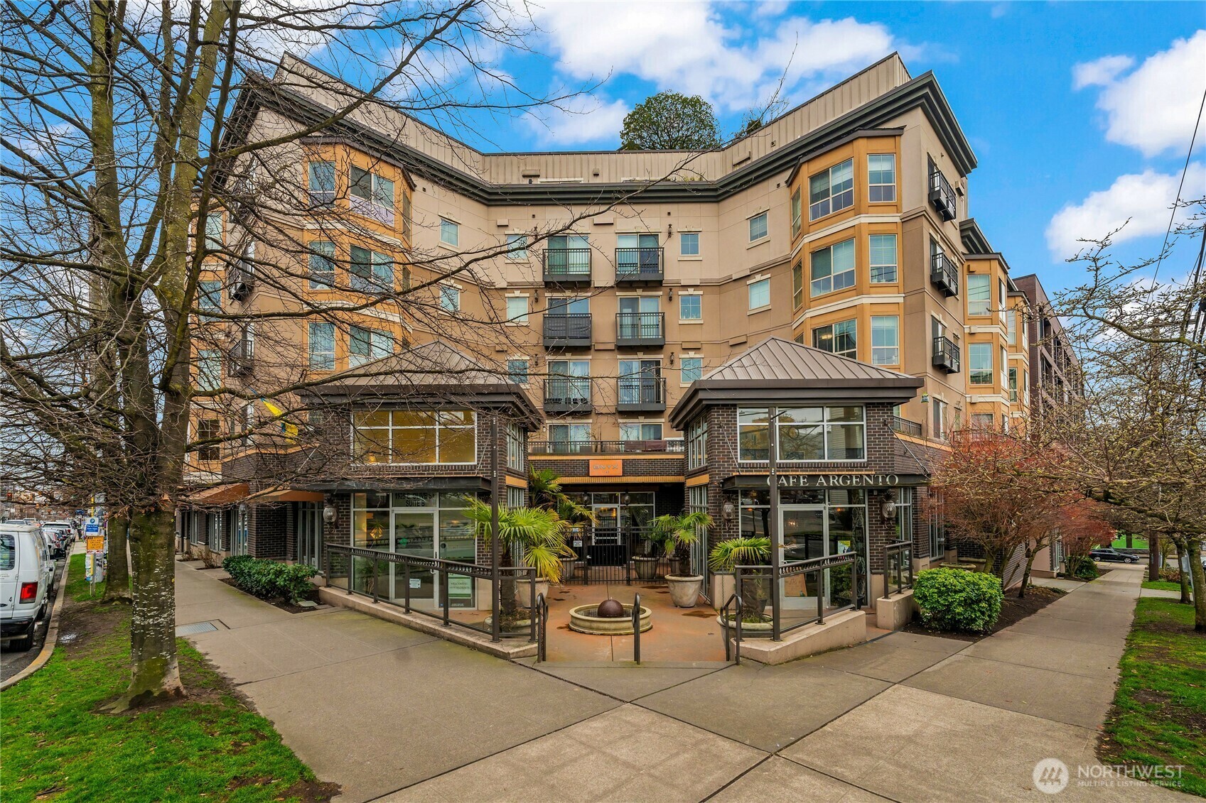 1125 E Olive Street 607  Seattle WA 98122 photo