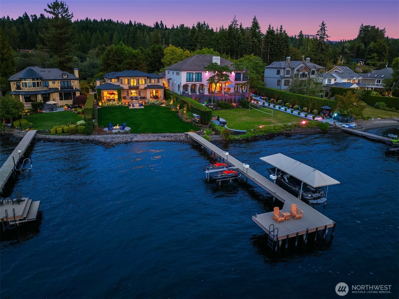Property Photo: 253 E Lake Sammamish Parkway SE WA 98074