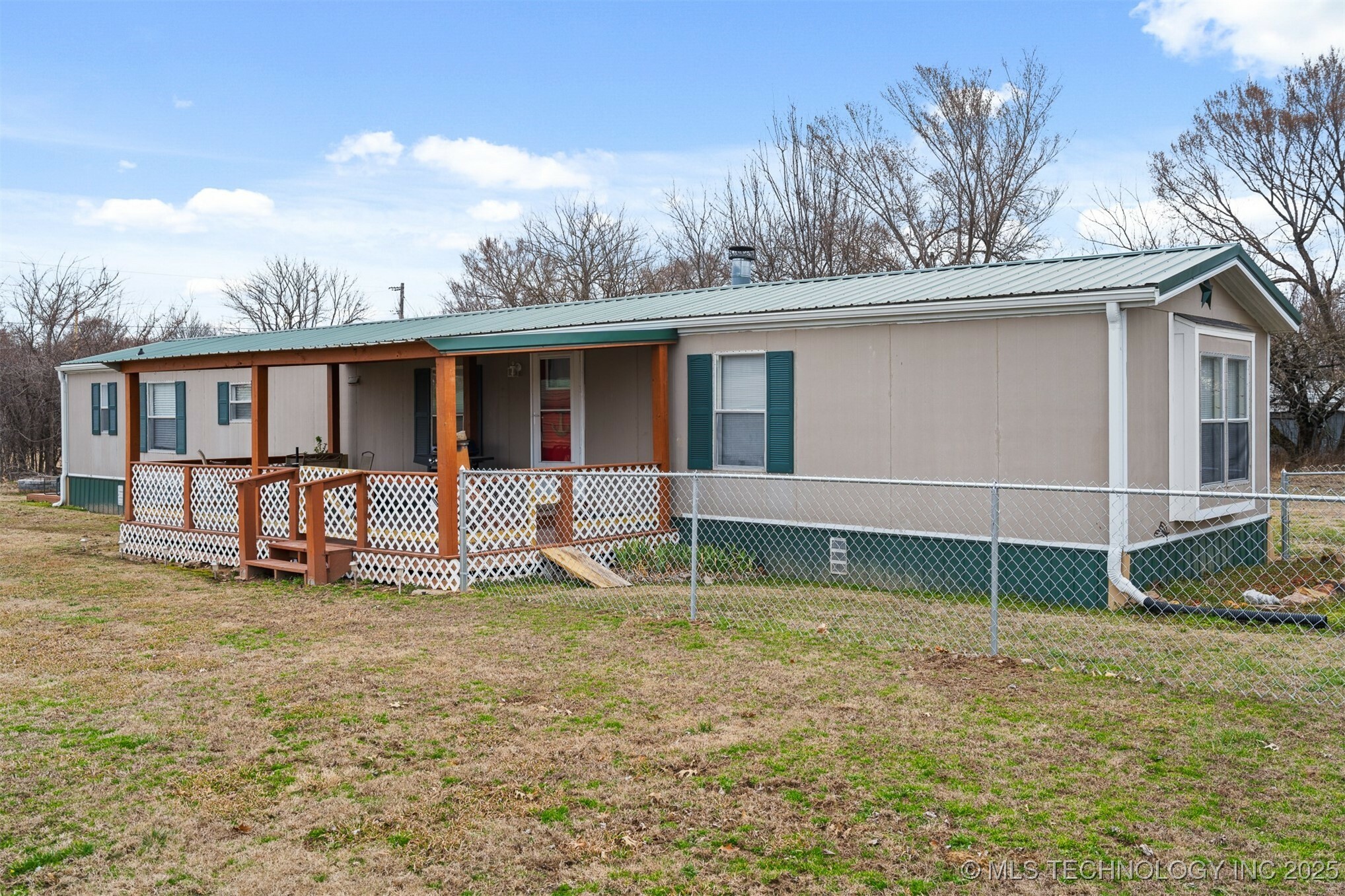 Property Photo: 420229 E 1144 Road OK 74426