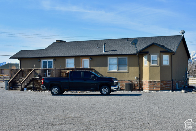 Property Photo: 867 E Main St S UT 84029