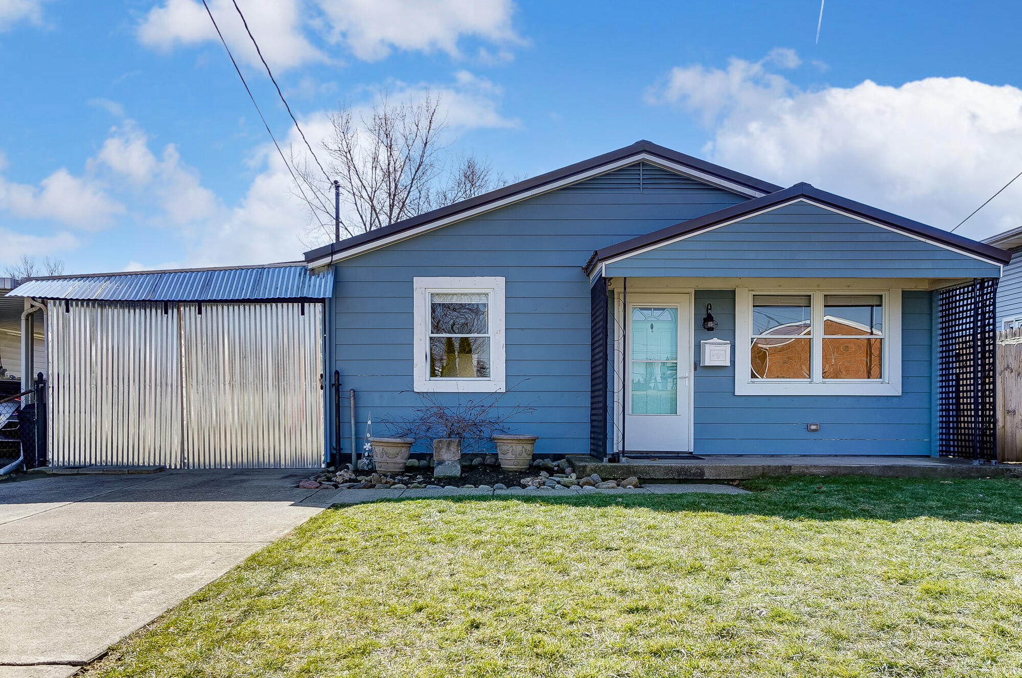 1341 Beverly Avenue  Springfield OH 45504 photo