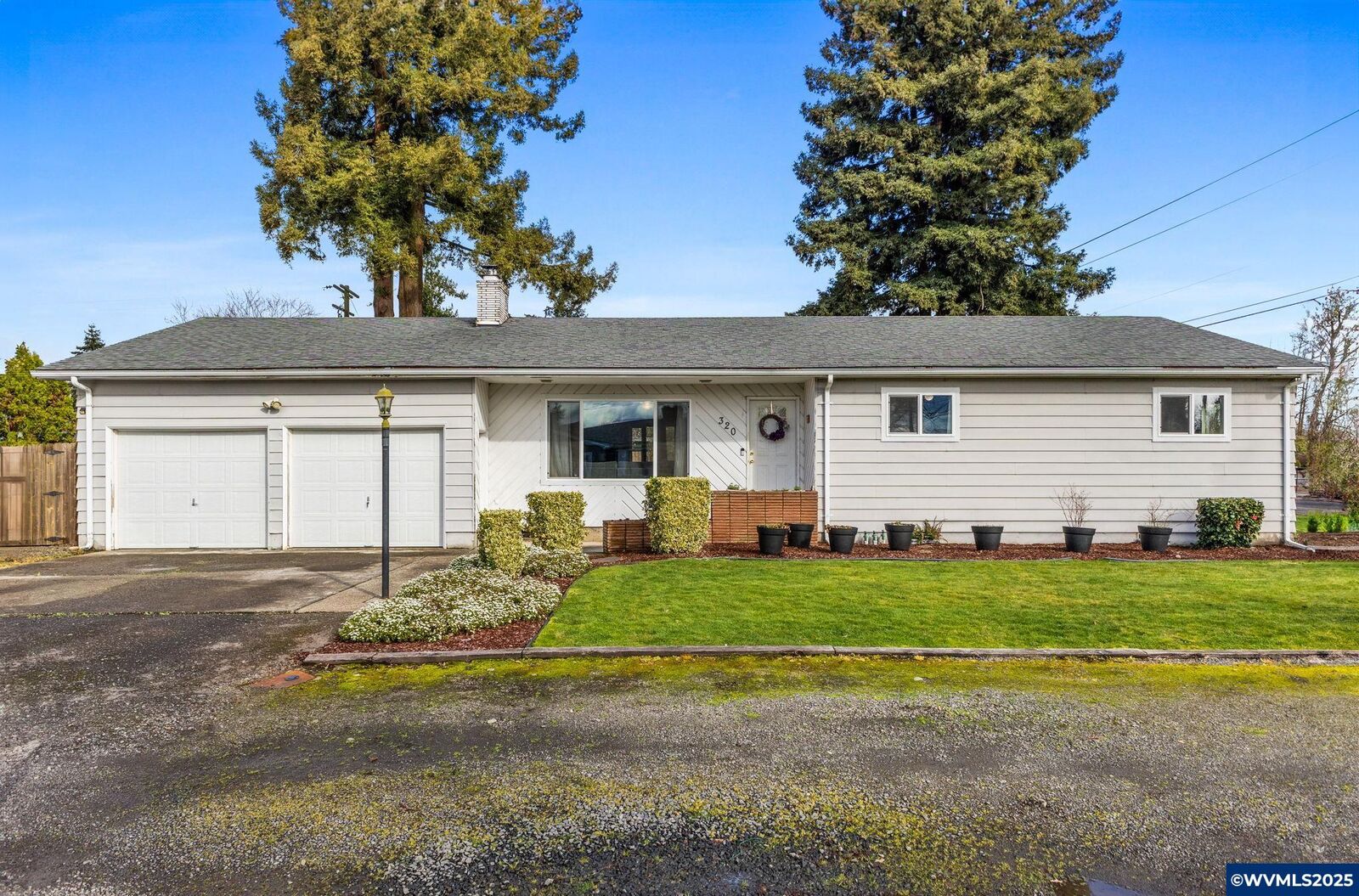 Property Photo:  320 N Myrtle Av  OR 97383 