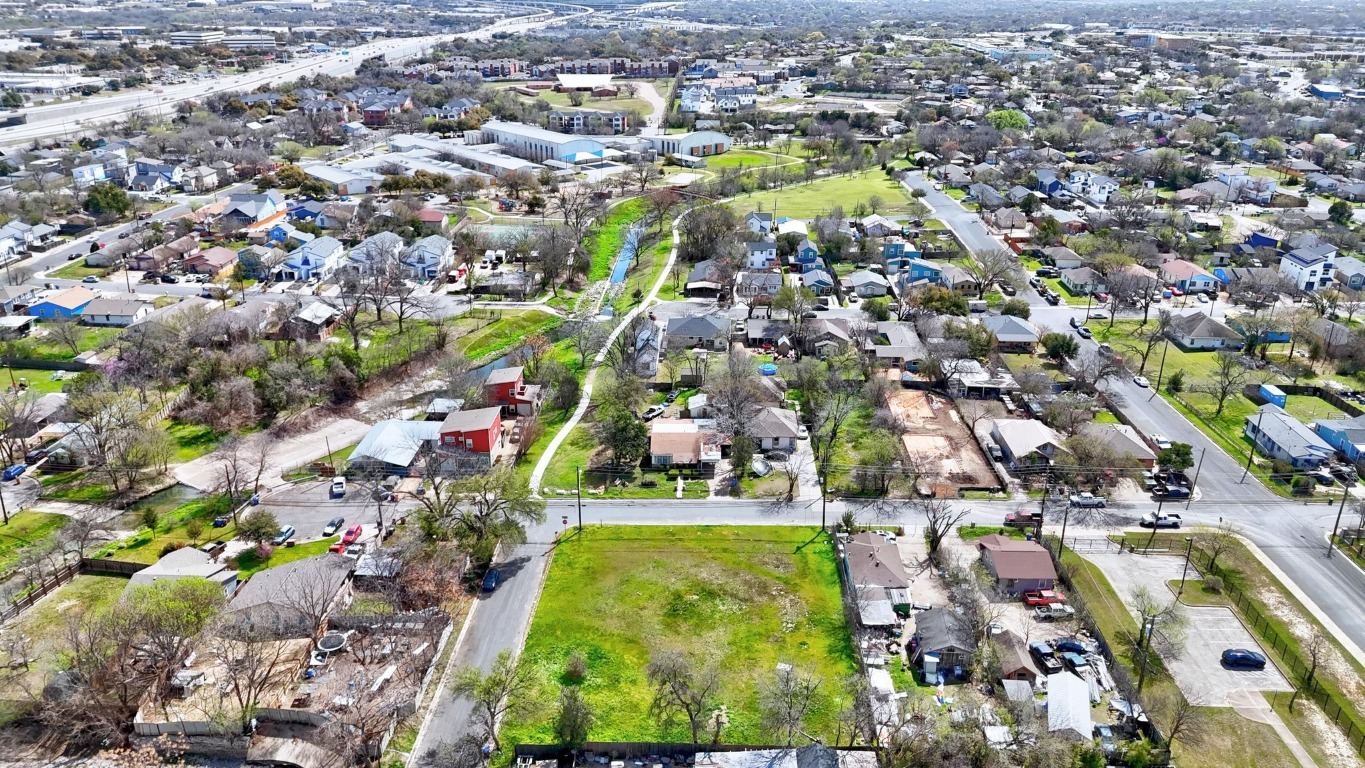Property Photo: 7410 Carver Avenue TX 78752