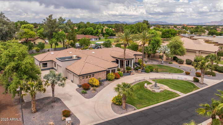 Property Photo:  690 E Seattle Slew Lane  AZ 85296 