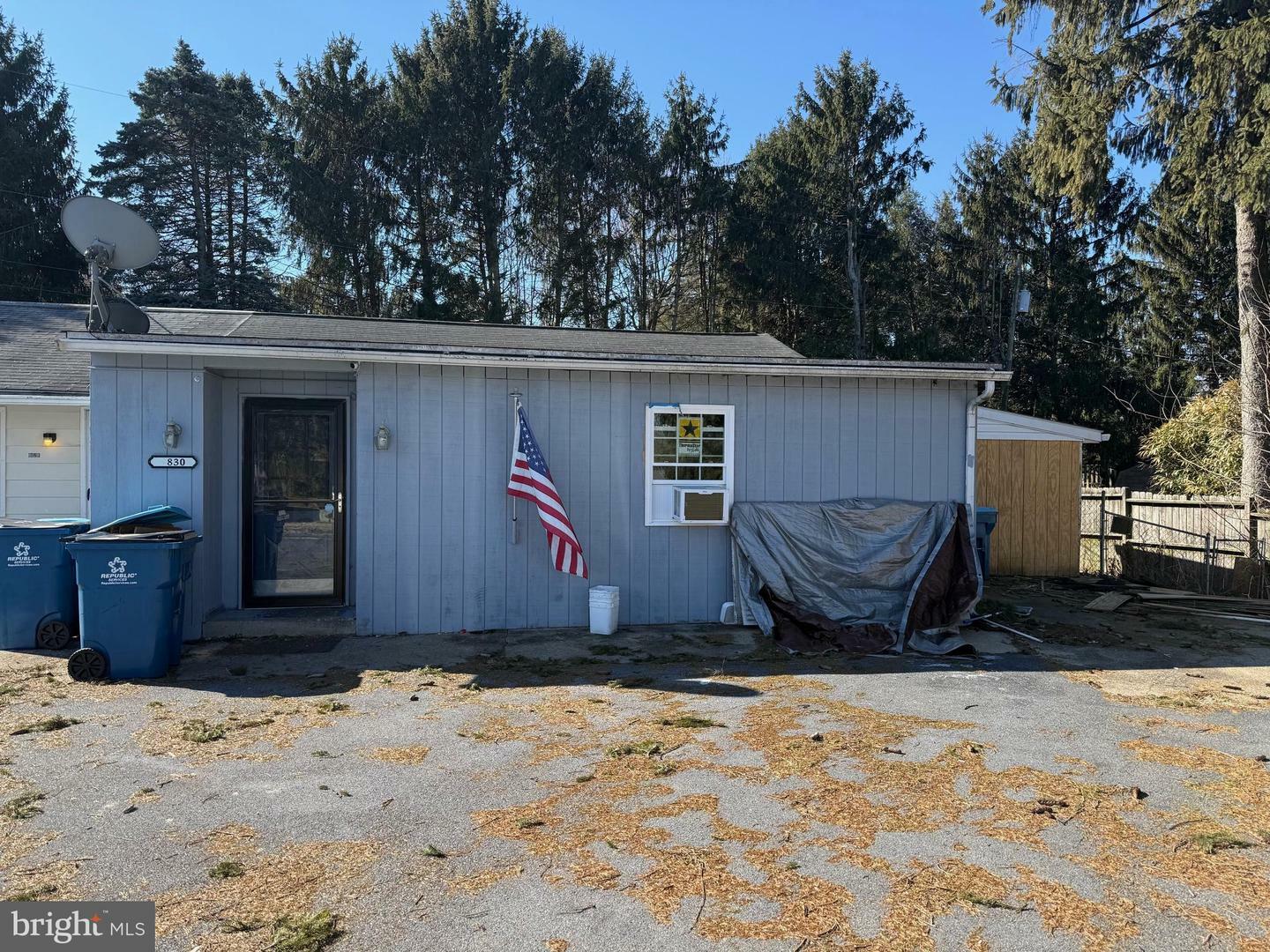 1830 Heishman Garden Drive  Carlisle PA 17013 photo