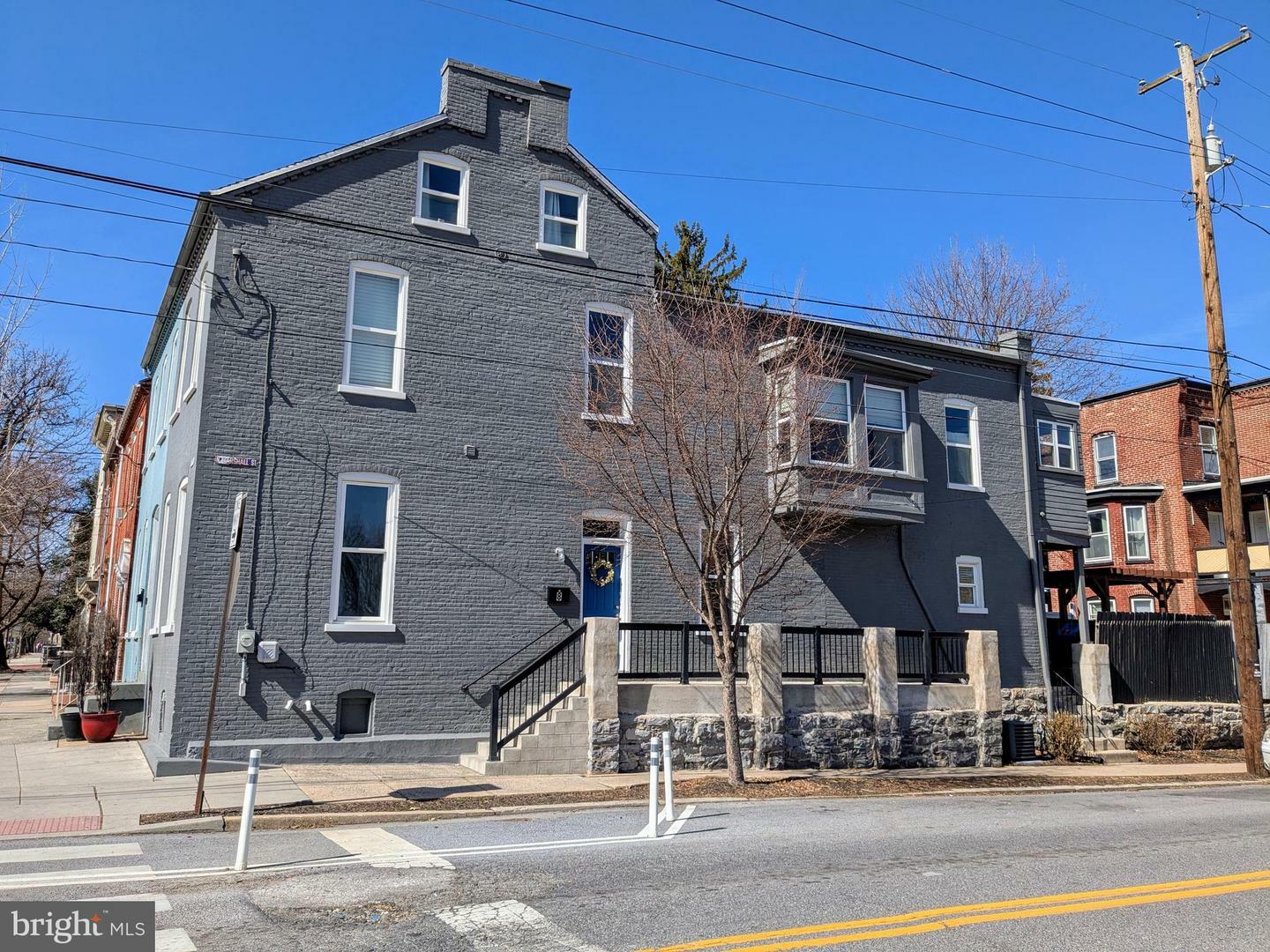 8 N Marshall Street  Lancaster PA 17602 photo