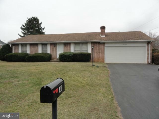 411 Briar Lane E  Chambersburg PA 17202 photo