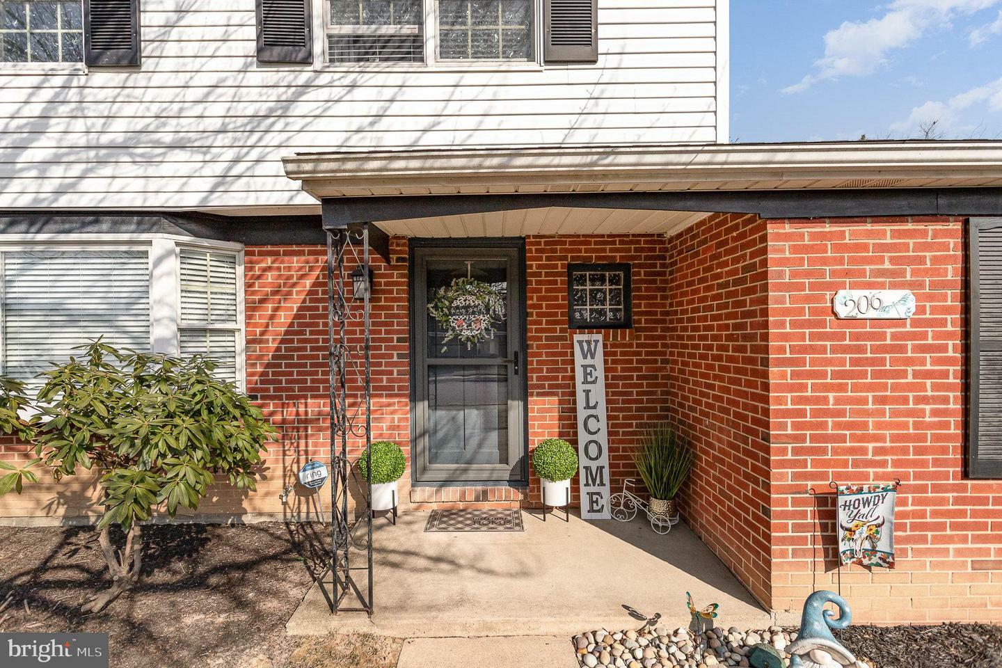 206 Linda Drive  Mechanicsburg PA 17055 photo