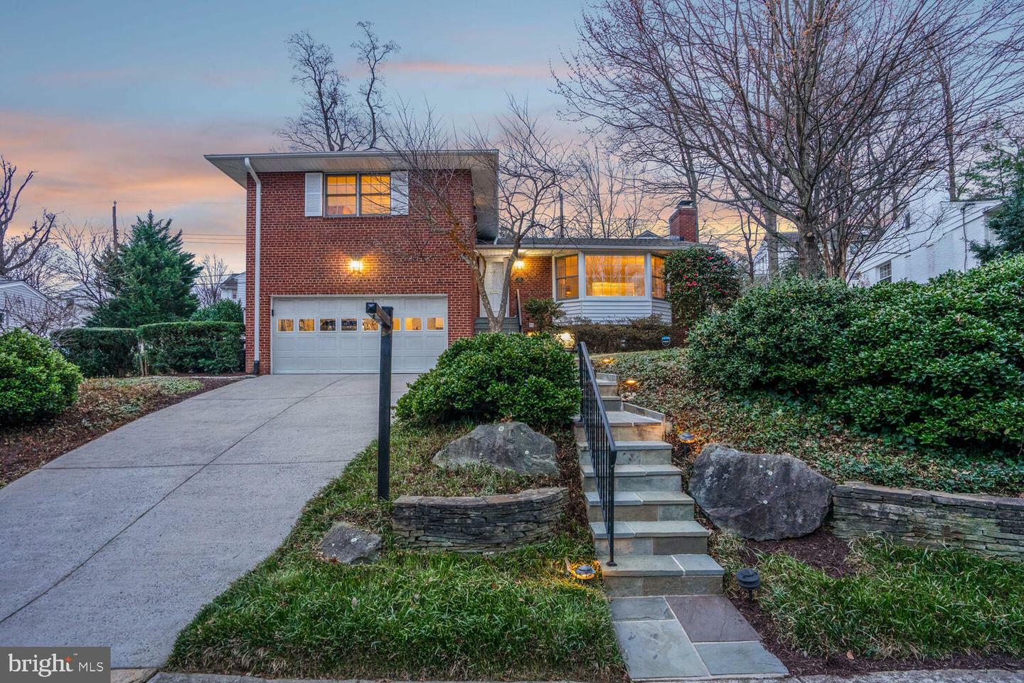 412 Underhill Place  Alexandria VA 22305 photo