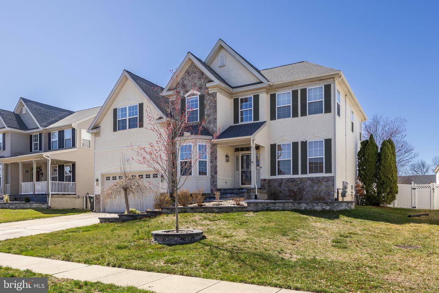 Property Photo: 15 Meadow Run Road NJ 08505
