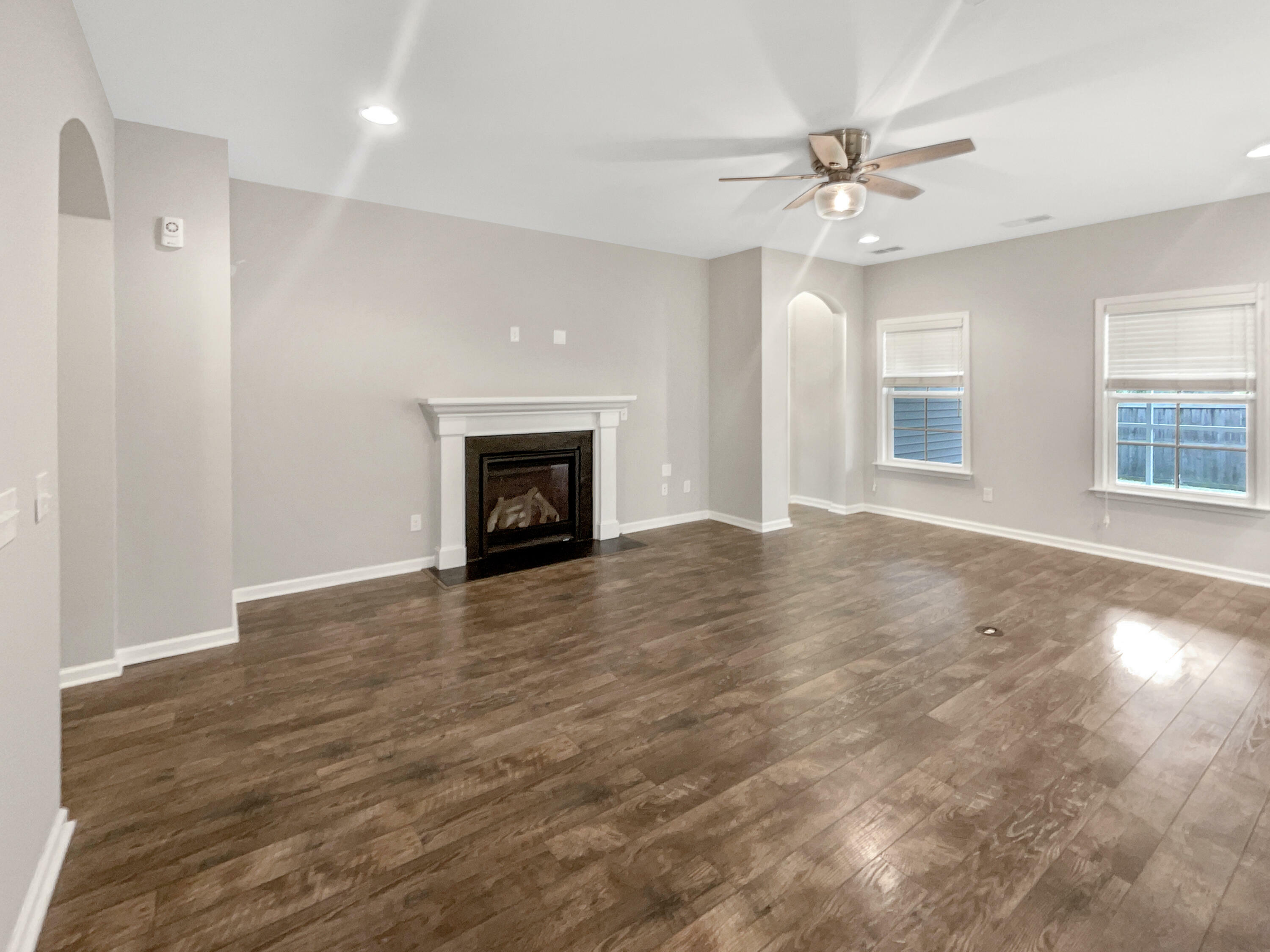 Property Photo: 139 Gazania Way SC 29414