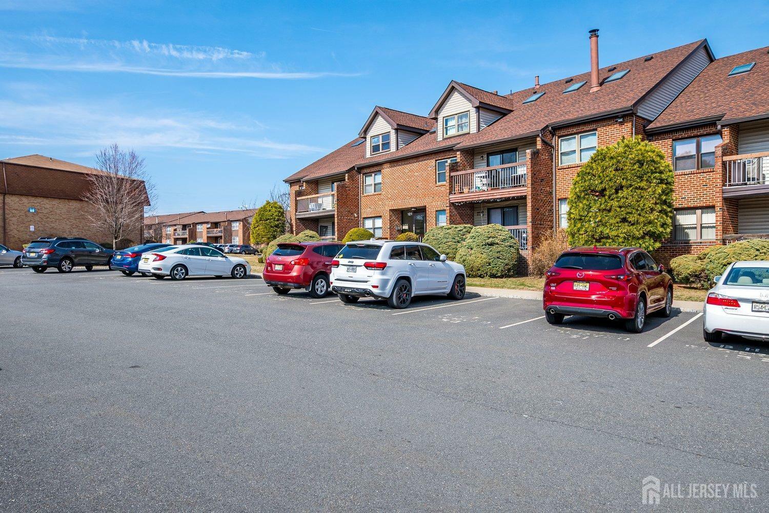 Property Photo: 121 Beverly Hill Terrace F NJ 07095