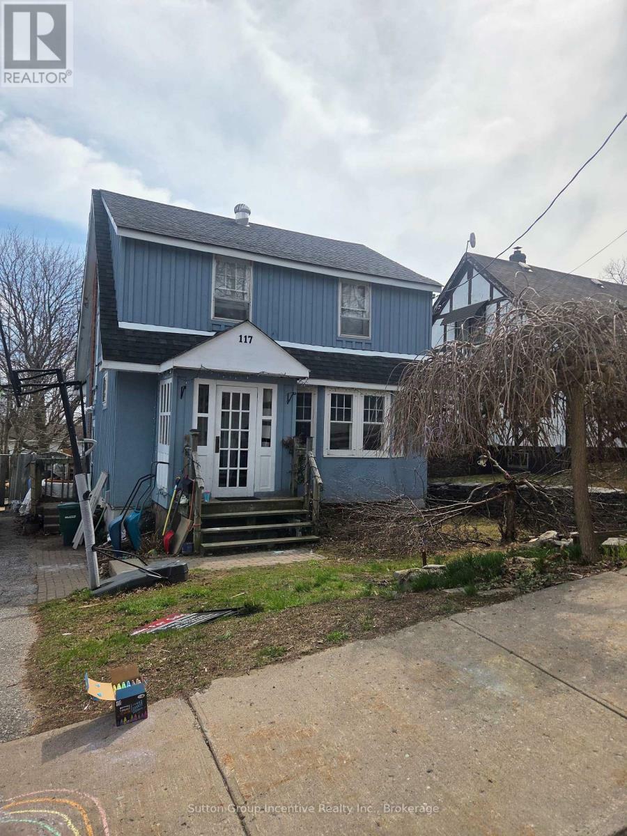 Property Photo: 117 Penetang Street ON L3V 3N4