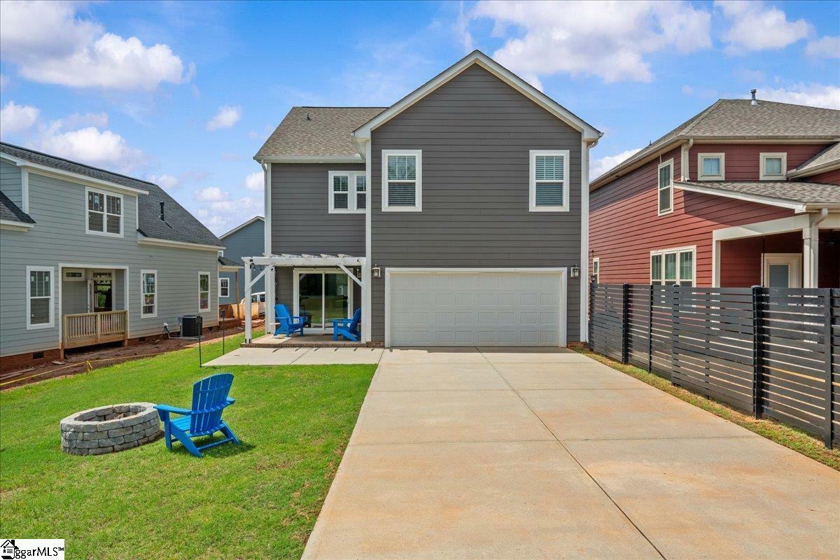 Property Photo: 819 Sweet William Road SC 29301