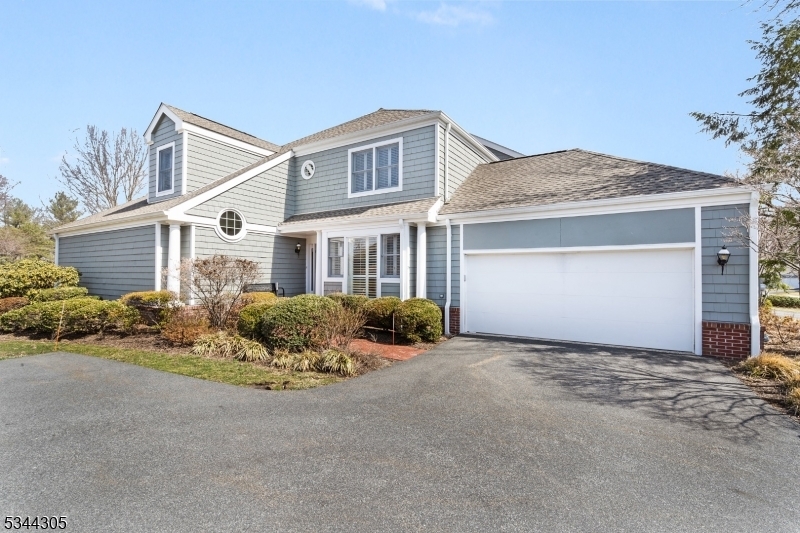 Property Photo:  25 Woodcrest Dr  NJ 07960 