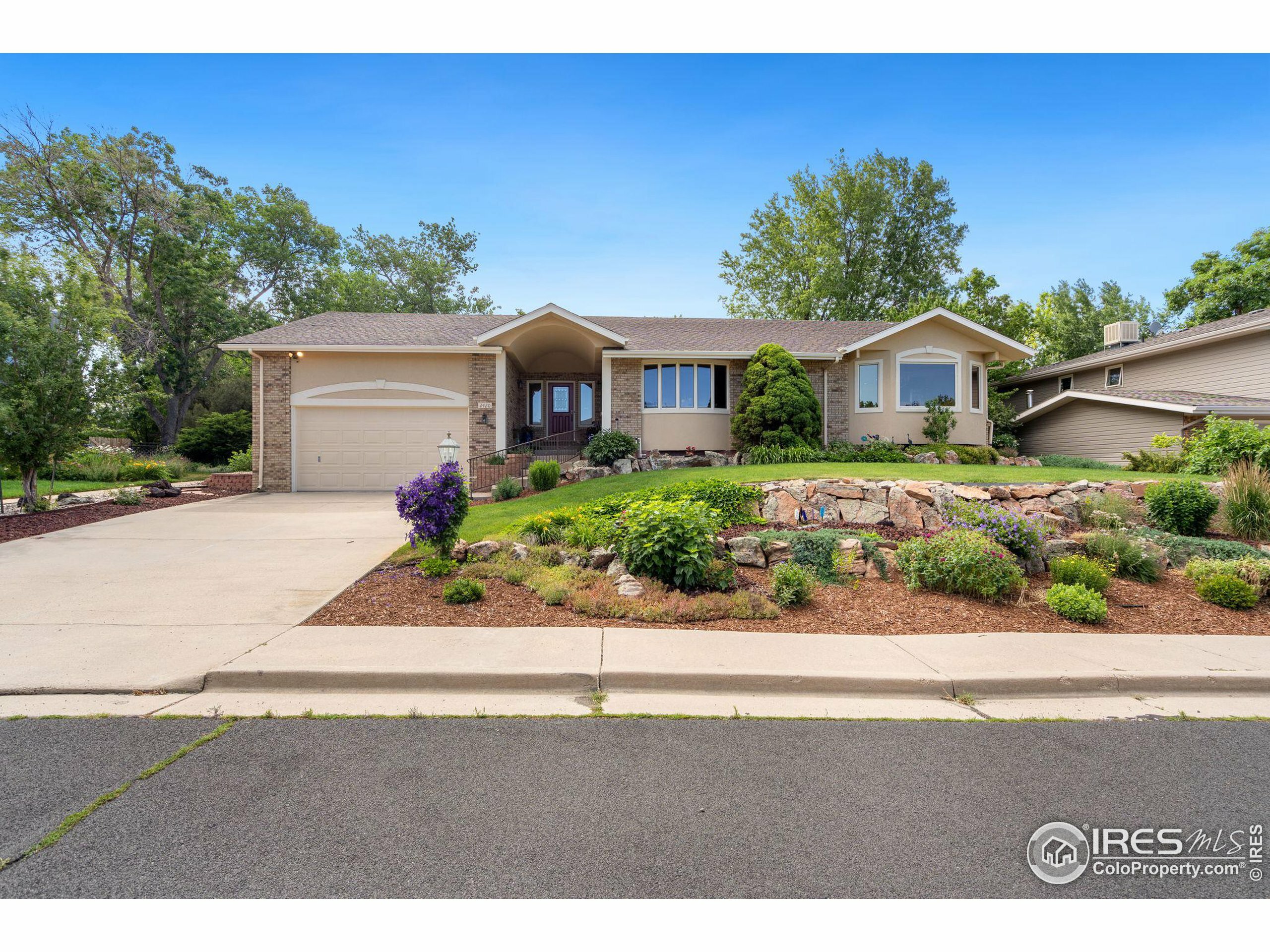 Property Photo: 2420 Frances Dr CO 80537