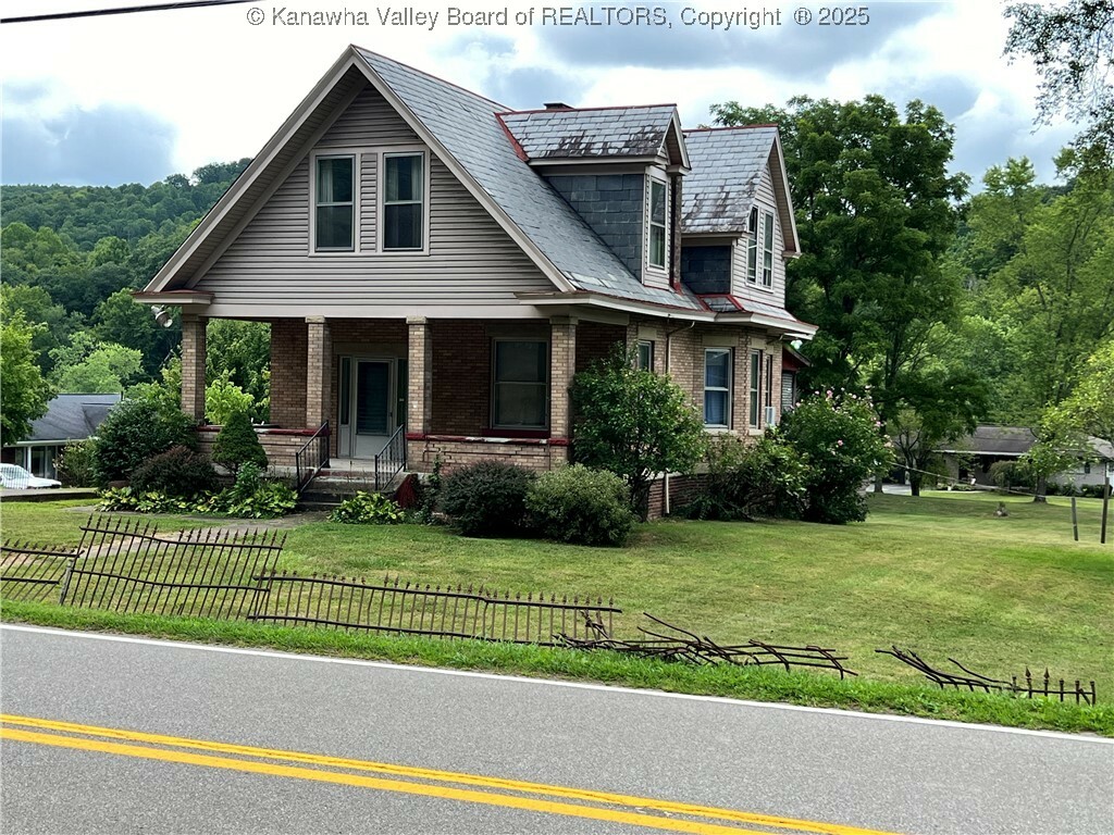Property Photo: 3730 Pennsylvania Avenue WV 25302