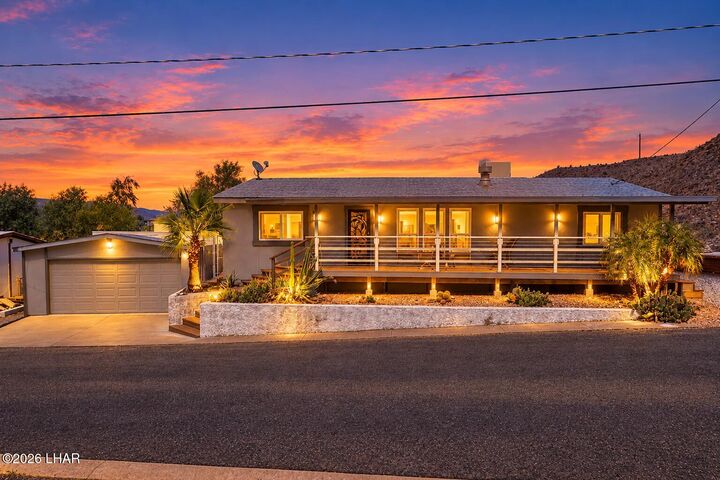 Property Photo:  2889 Hillcrest Dr  AZ 85344 