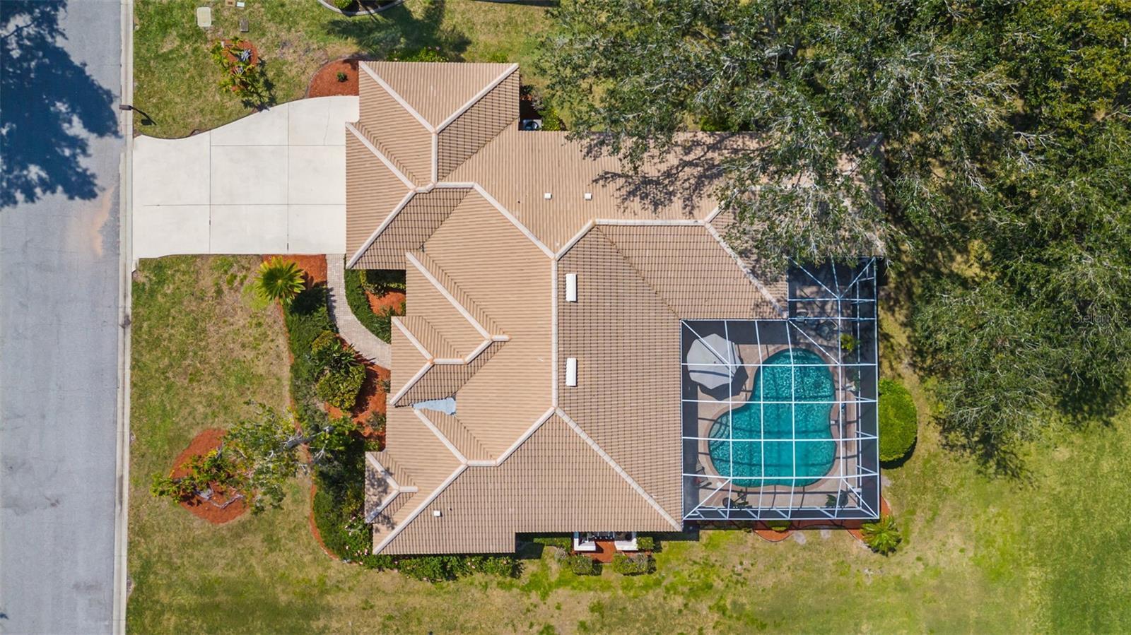 Property Photo:  1995 White Feather Lane  FL 34275 