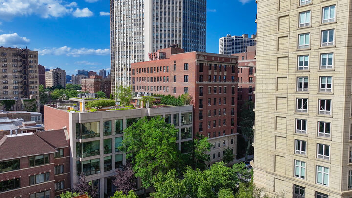 Property Photo: 416 W Deming Place 4 IL 60614