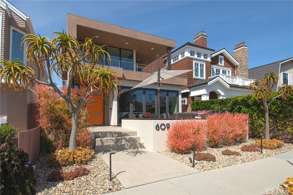 609 Marigold Avenue  Corona Del Mar CA 92625 photo