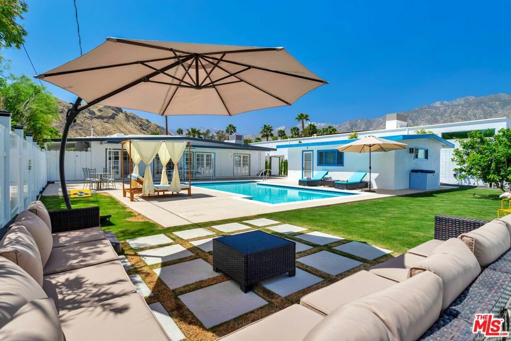 Property Photo: 2716 Anza Trail CA 92264