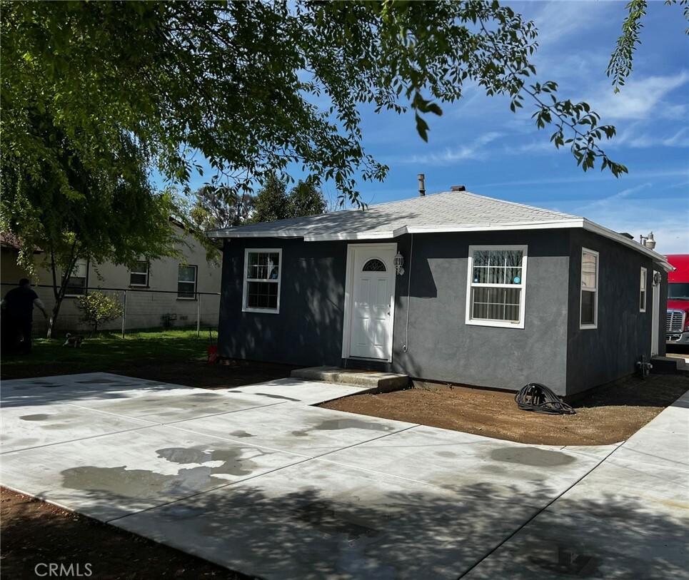 24412 Eucalyptus Avenue  Moreno Valley CA 92553 photo