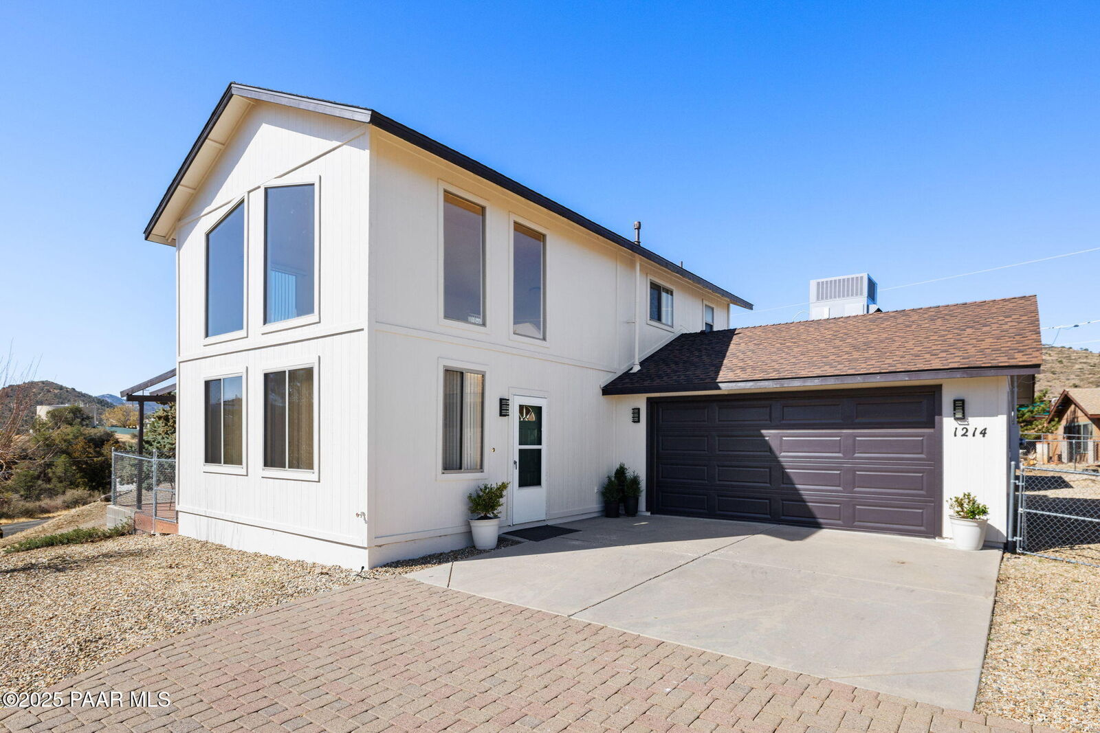 Property Photo:  1214 N Susan Drive  AZ 86301 