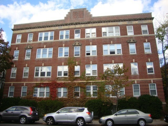 1699 Cambridge 6  Cambridge MA 02138 photo
