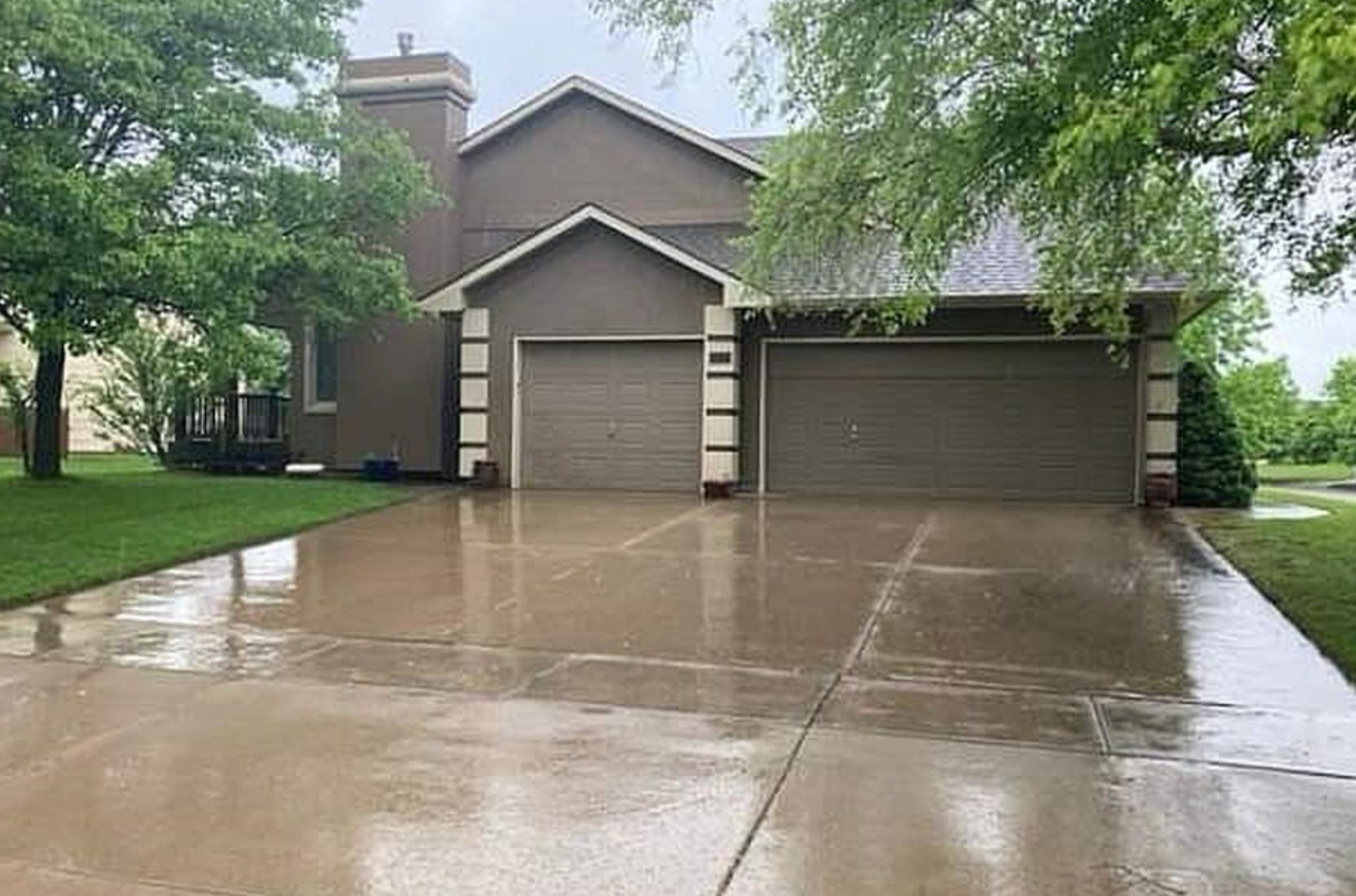 Property Photo:  3171 N Forest Lakes Ct  KS 67205 