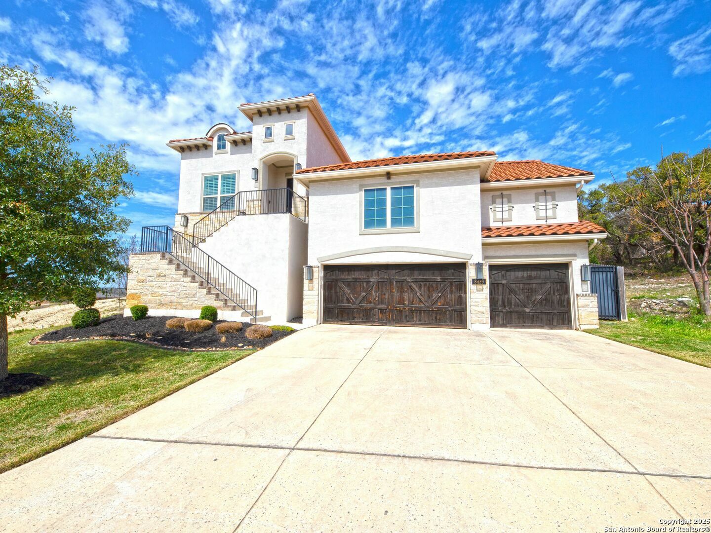 Property Photo: 8439 Sierra Hermosa TX 78255
