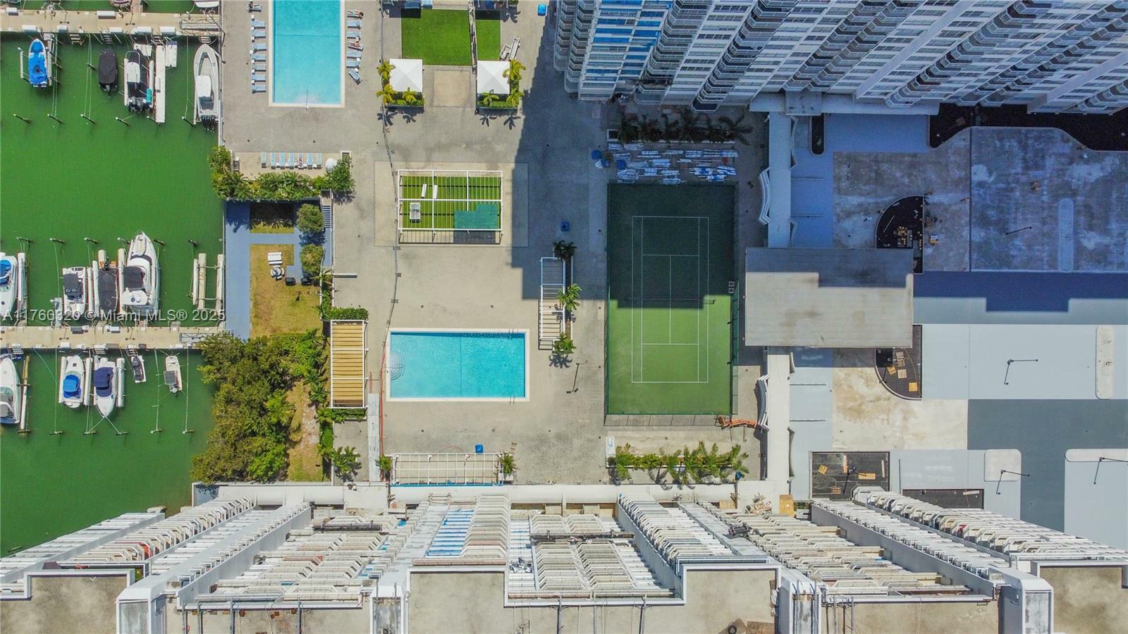 Property Photo: 18011 Biscayne Blvd 1103 FL 33160