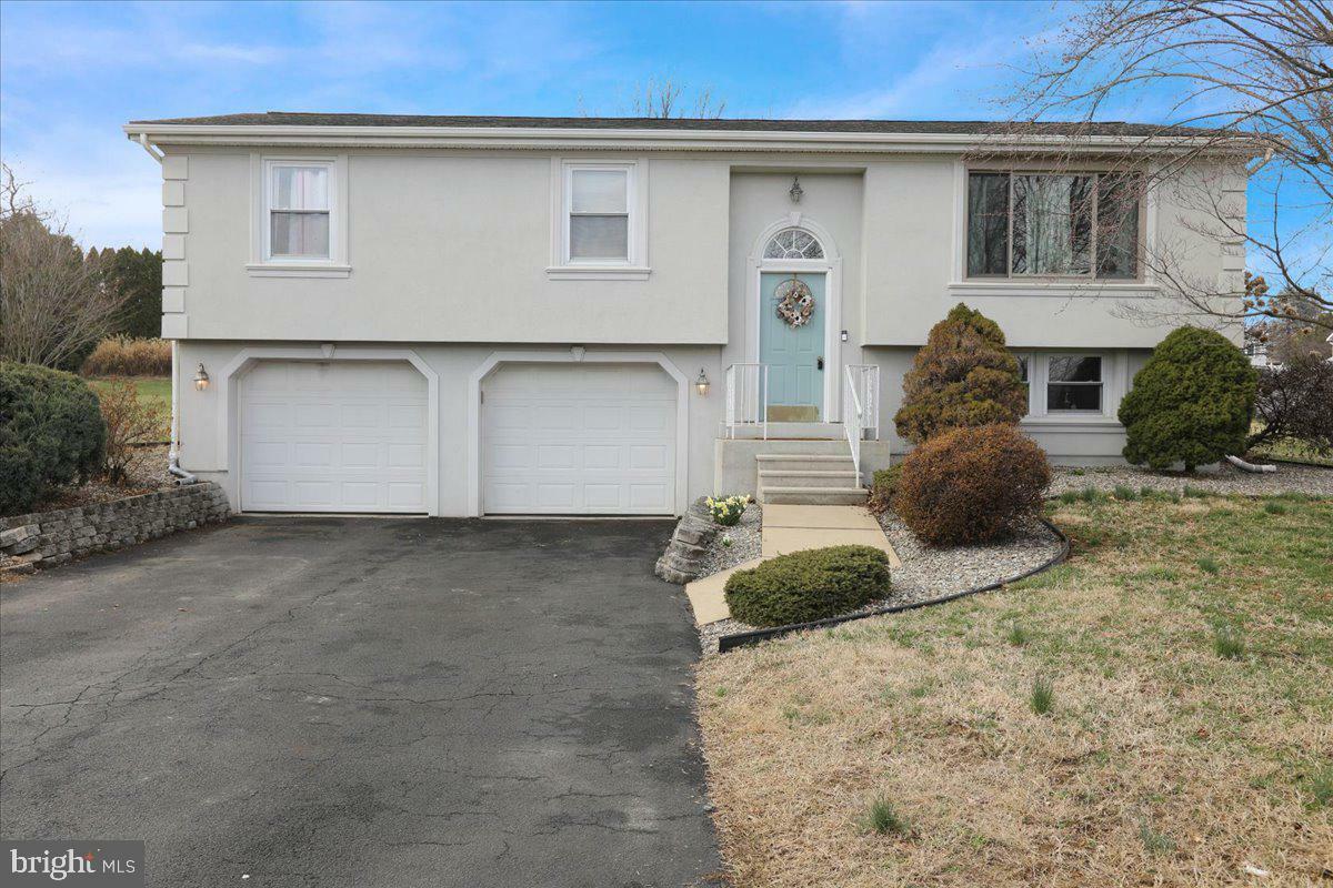 Property Photo: 164 Butternut Court PA 19608