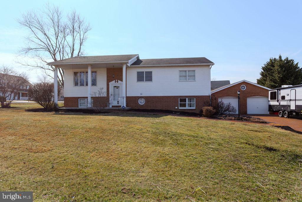 13 Roger Avenue  Shippensburg PA 17257 photo