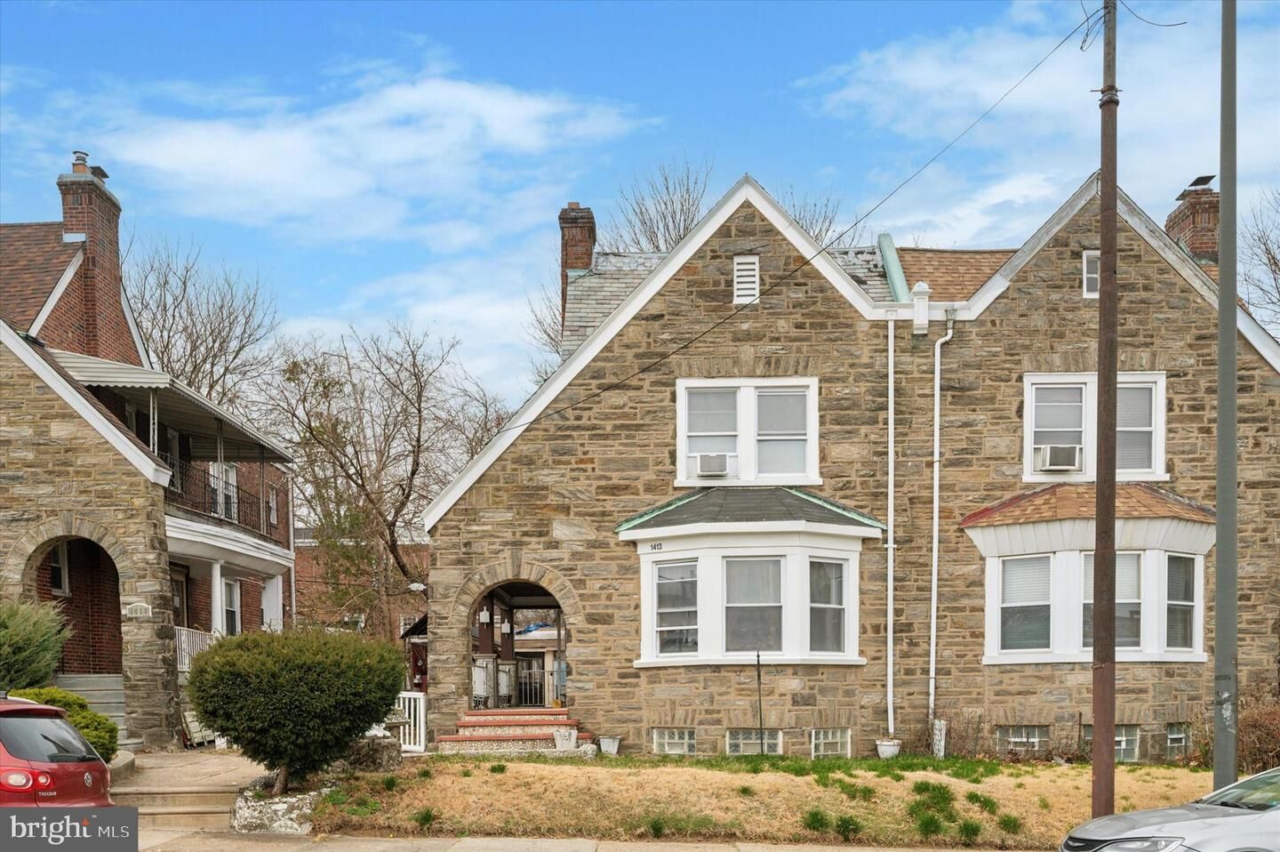 Property Photo: 1413 E Washington Lane PA 19138