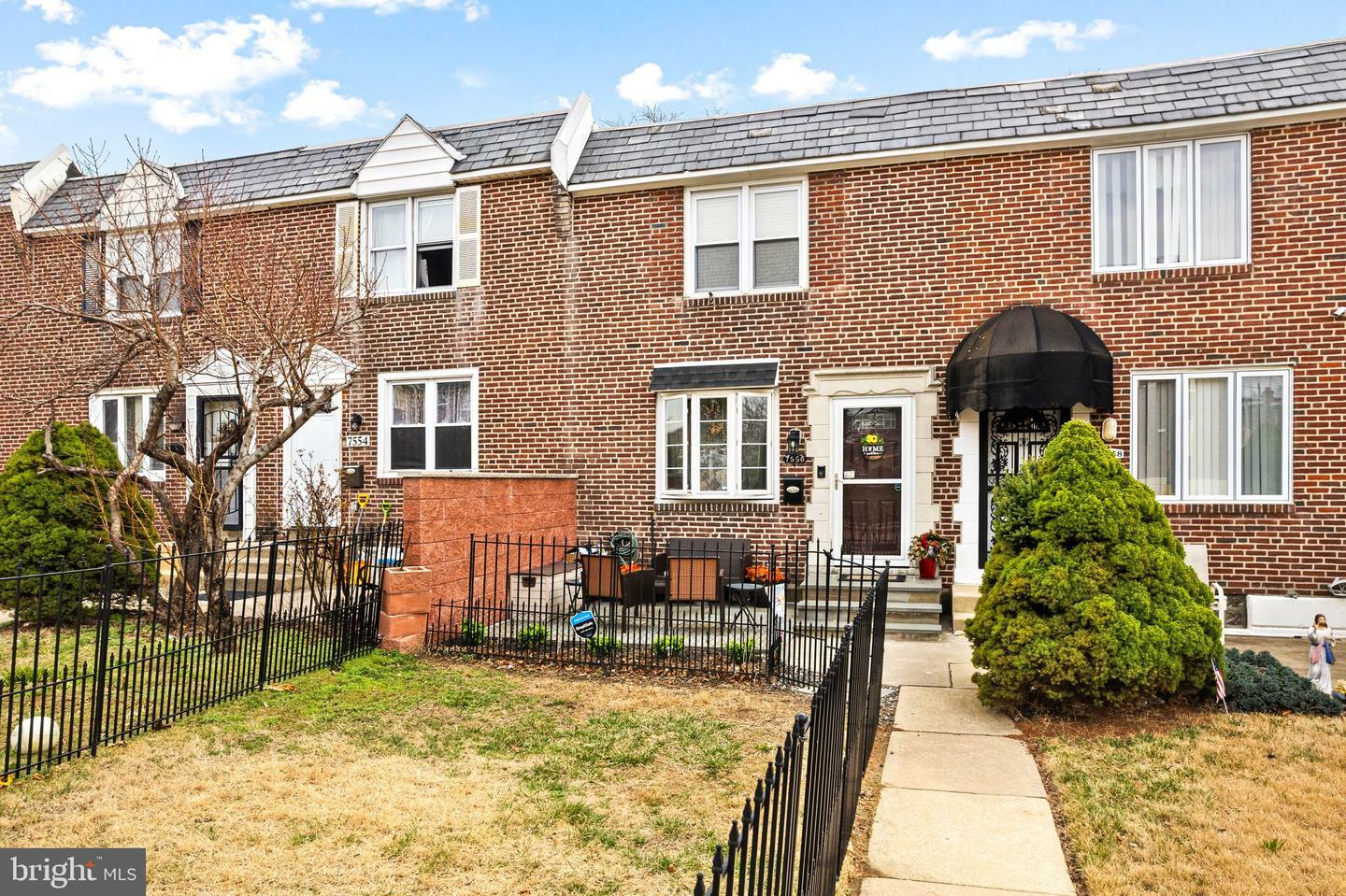 Property Photo: 7556 Brockton Road PA 19151