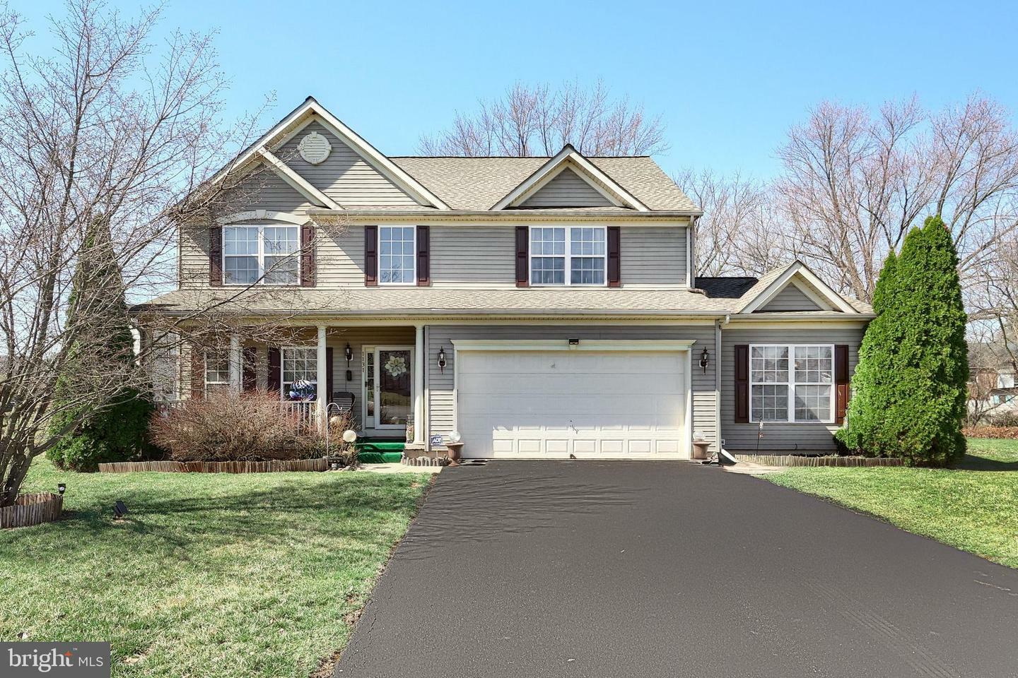Property Photo: 1131 Pine Court PA 17408