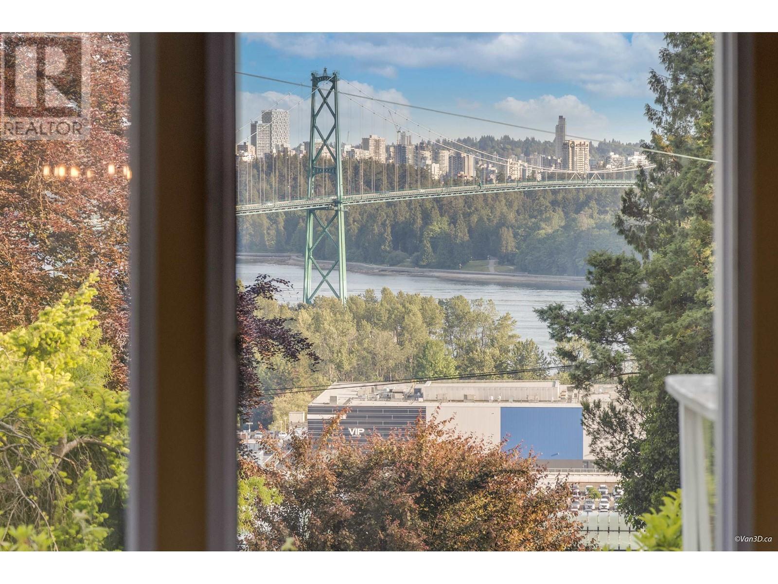 Property Photo:  825 8th Street  BC V7T 1S1 