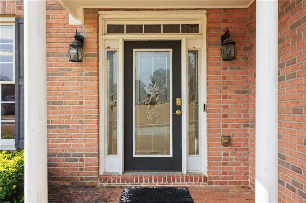 Property Photo: 918 Edgewater Drive GA 30052